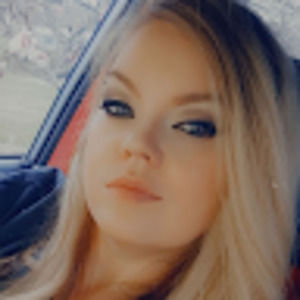 Meet your Posher, Candace